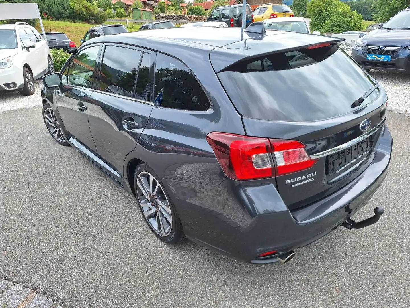 Subaru Levorg 1.6 Sport, AHK, Leder Grey - 2
