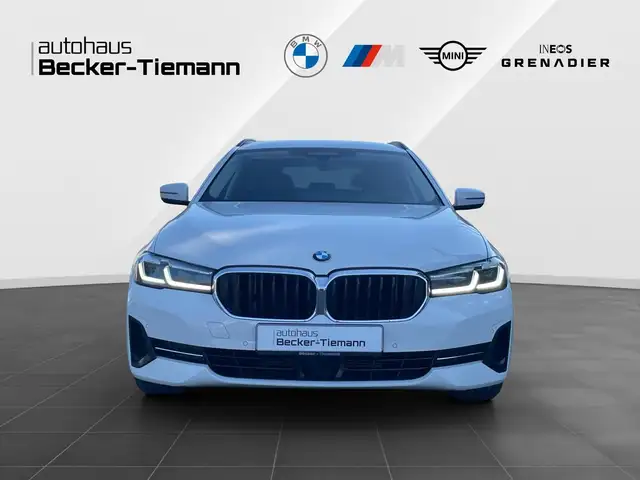 BMW 5 Series view 2