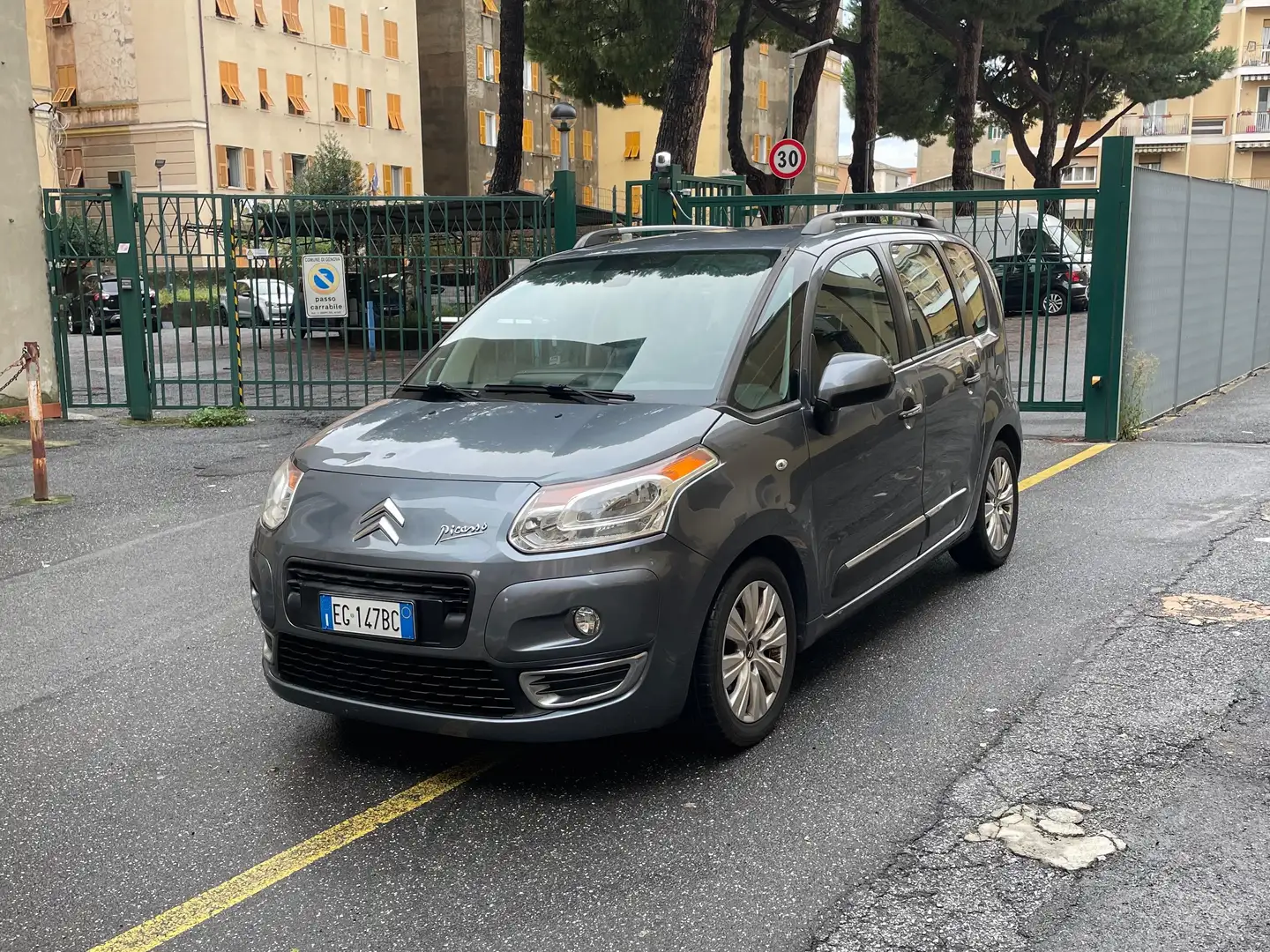 Citroen C3 Picasso 1.4 benzina e GPL 2011 - 1