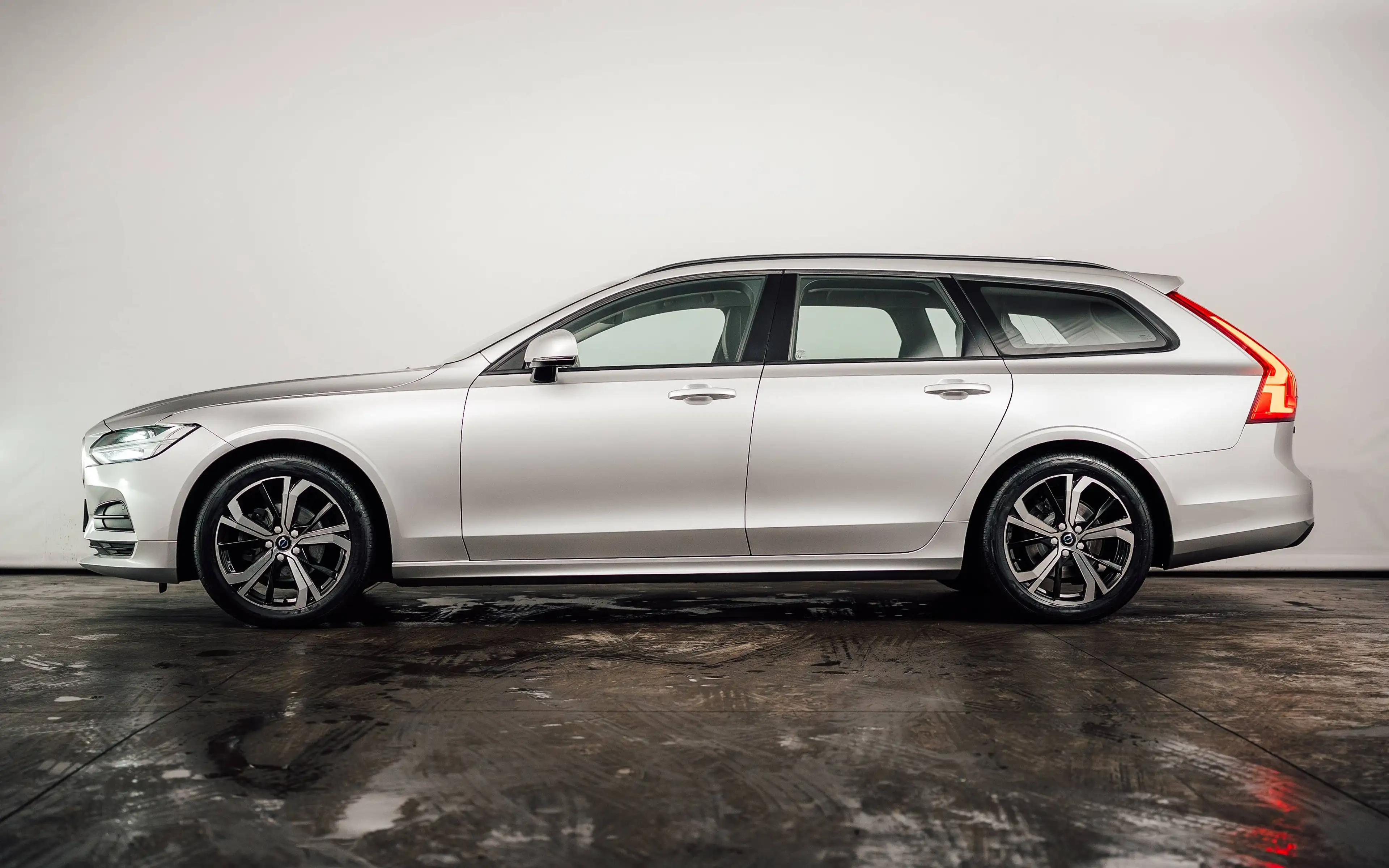 Volvo V90 V90 2.0 D3 — photo 2