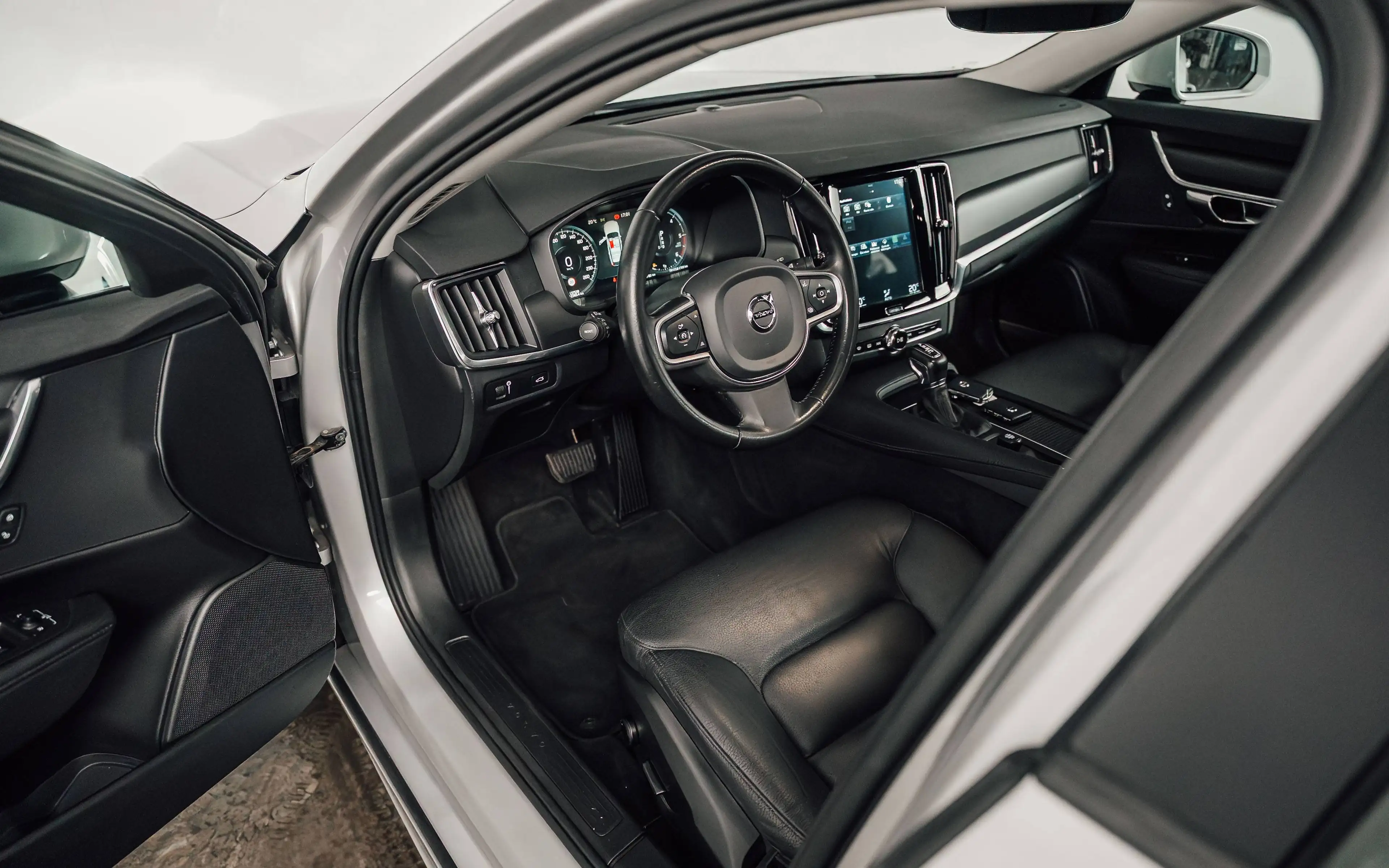 Volvo V90 V90 2.0 D3 — photo 10