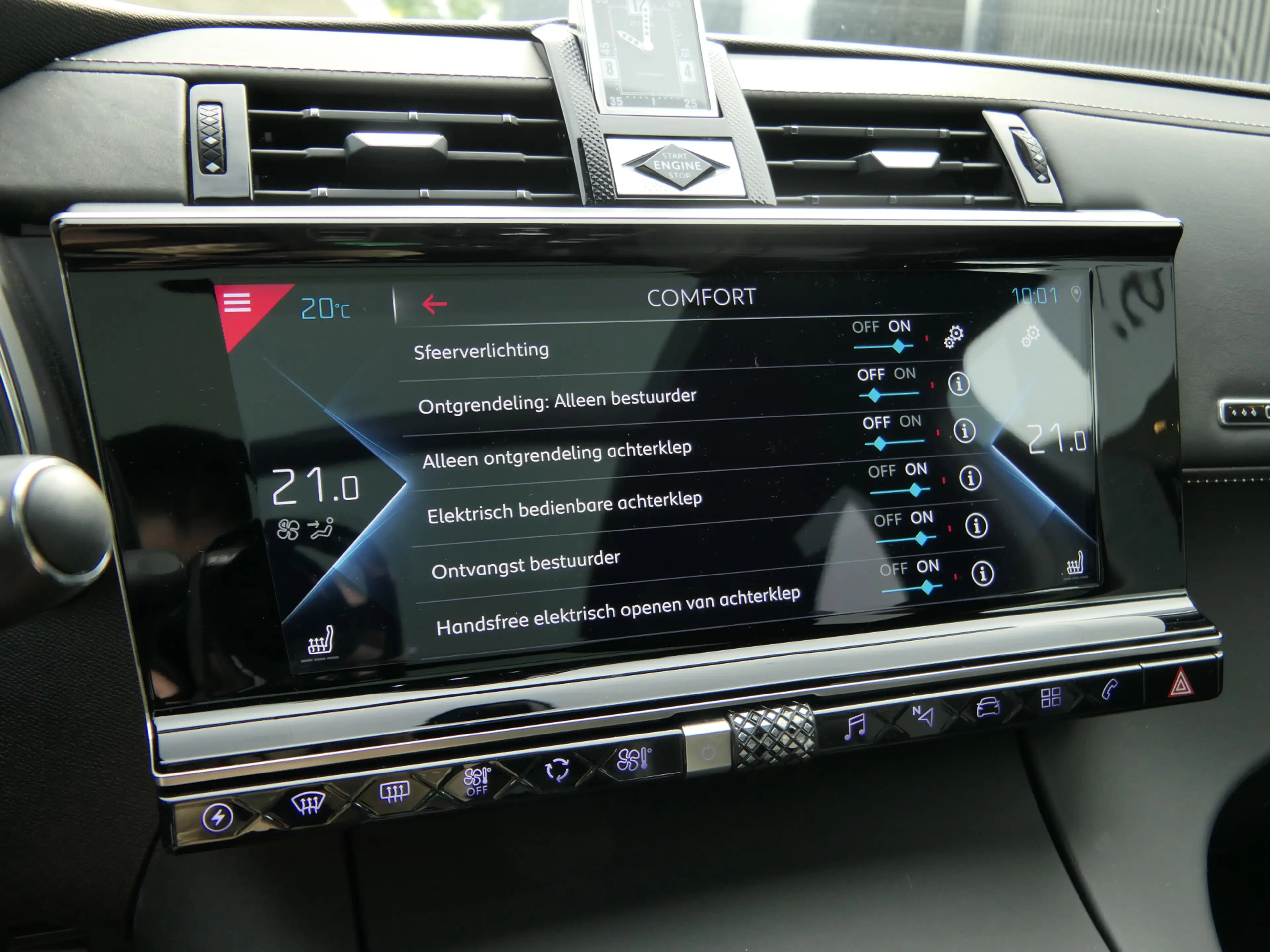 DS Automobiles DS 7 Crossback E-Tense Plug in Hybrid 300pk 4x4 Opéra | Panoramad — photo 29