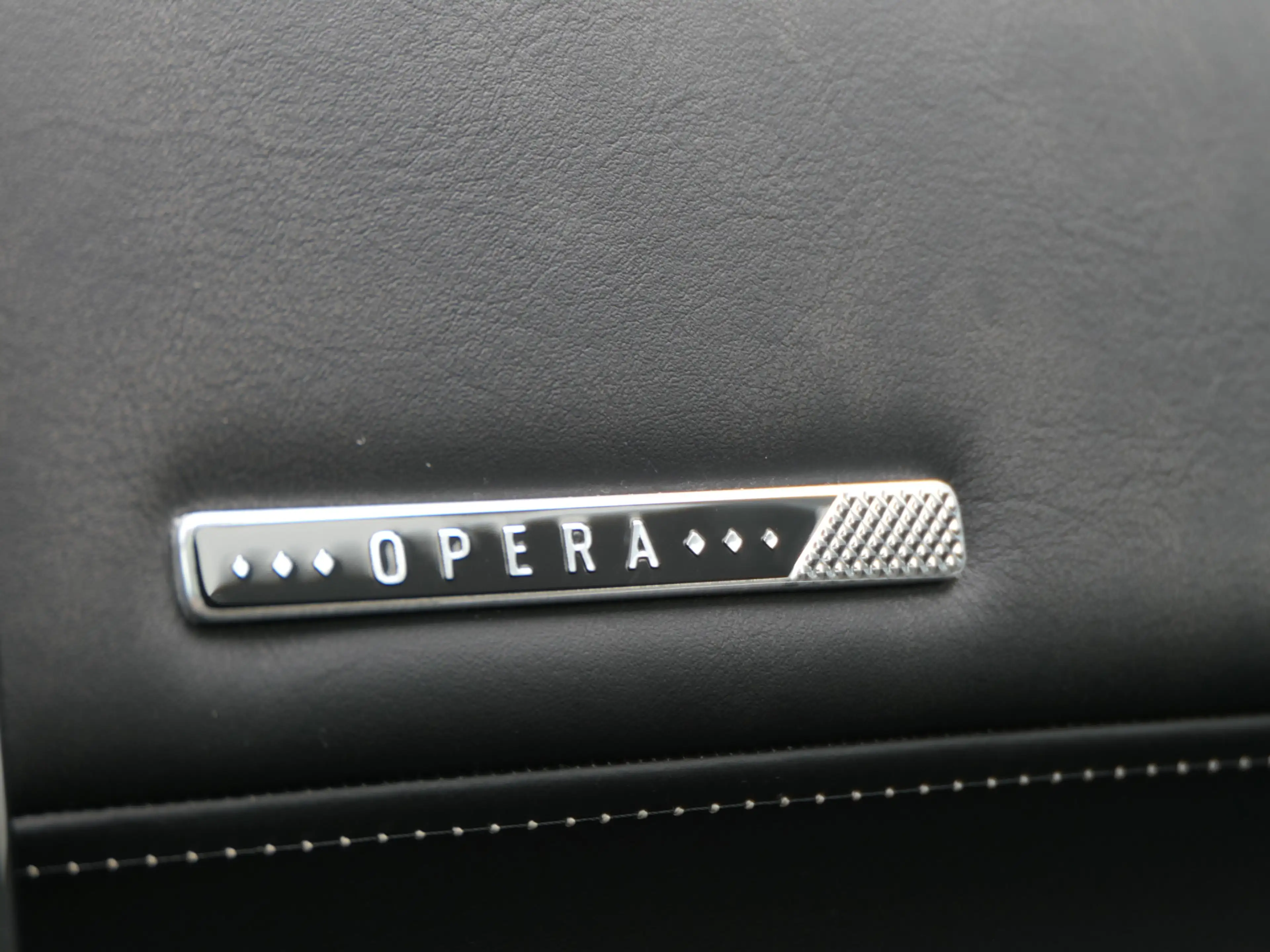 DS Automobiles DS 7 Crossback E-Tense Plug in Hybrid 300pk 4x4 Opéra | Panoramad — photo 38