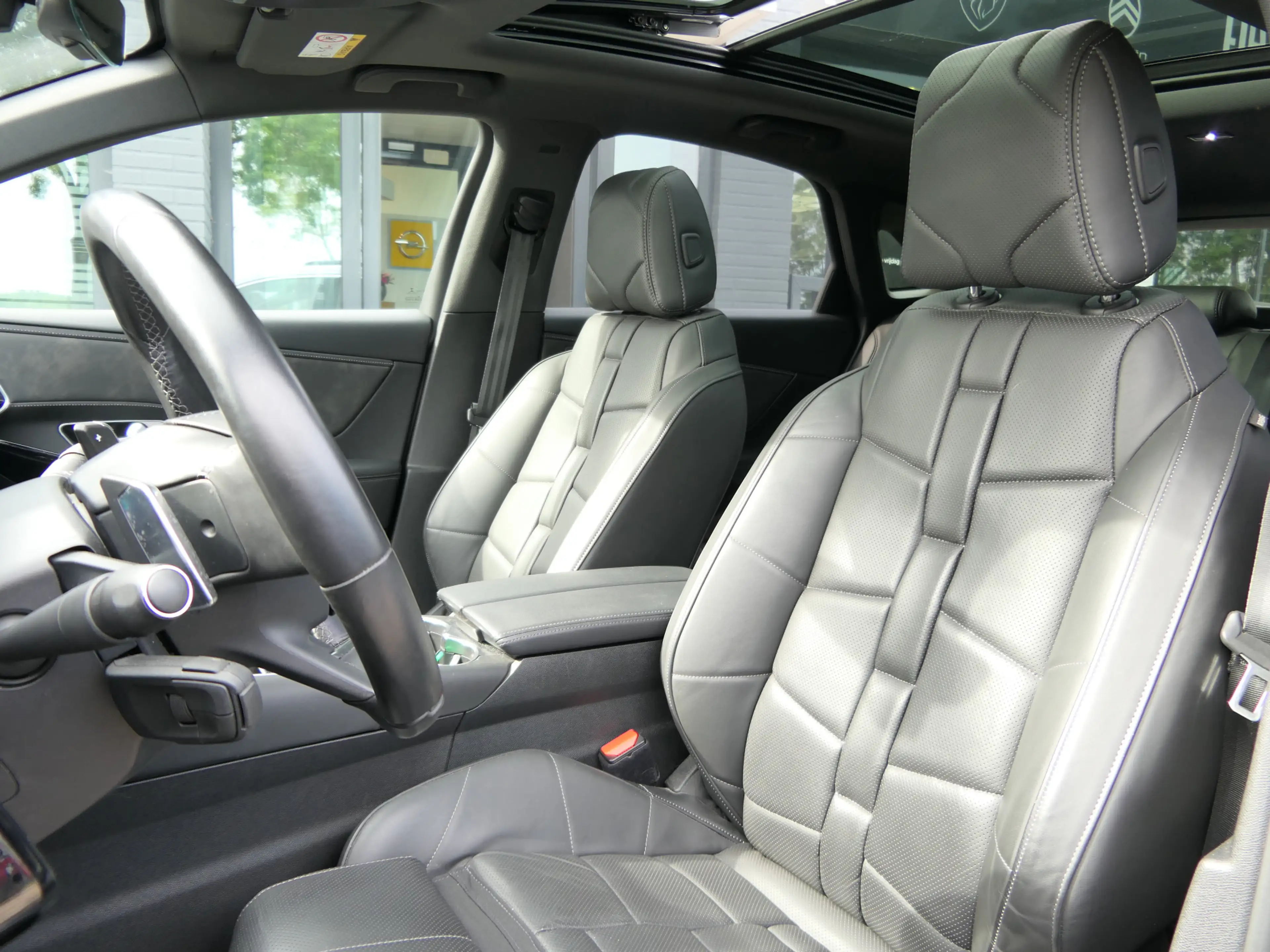 DS Automobiles DS 7 Crossback E-Tense Plug in Hybrid 300pk 4x4 Opéra | Panoramad — photo 4