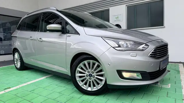 Ford Grand C-Max Titanium mit Ford SYNC Navi inkl. Freisprecheinrichtung via Bluetooth, Einparkassistent, Schiebetüren Re+Li, uvm...