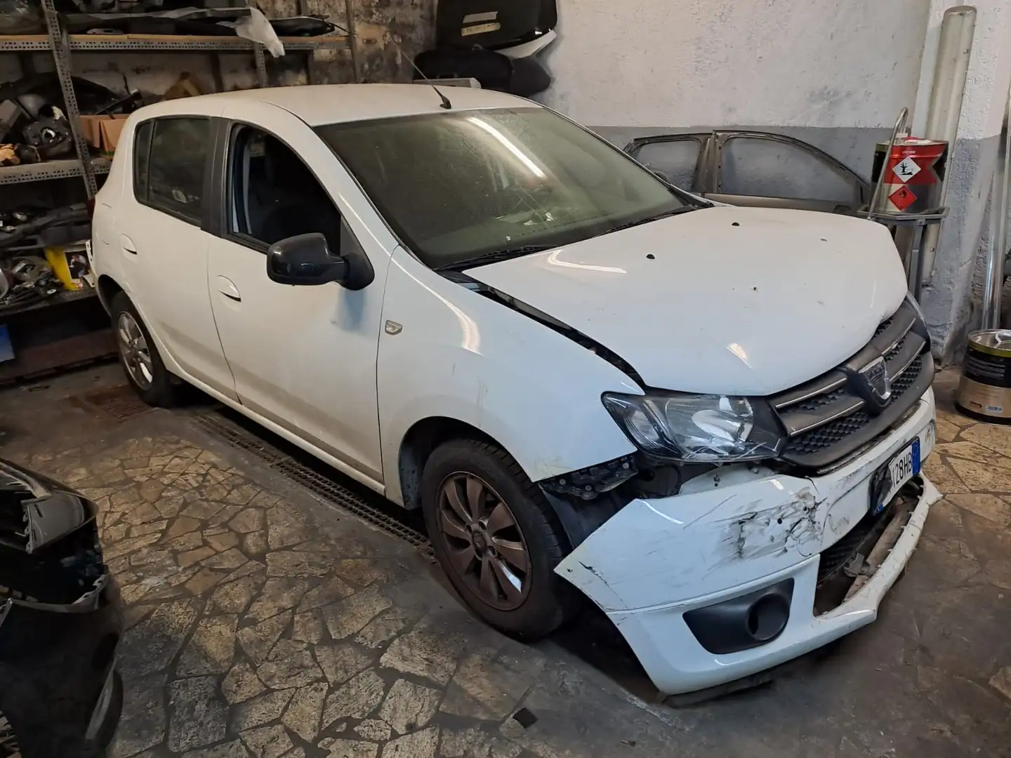 Dacia Sandero 1.2 GPL *INCIDENTATA ANTERIORMENTE COME DA FOTO* Bianco - 1