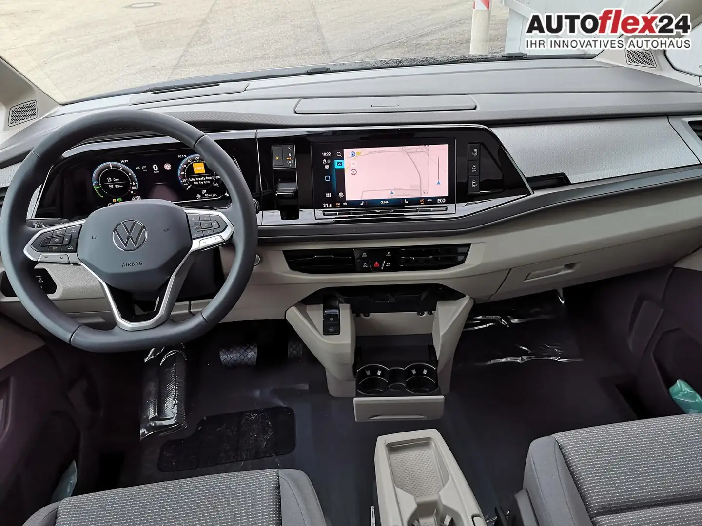 Volkswagen T7 Multivan 1,5 eHybrid 4Motion lang High Sport Edition 180... Grau - 2
