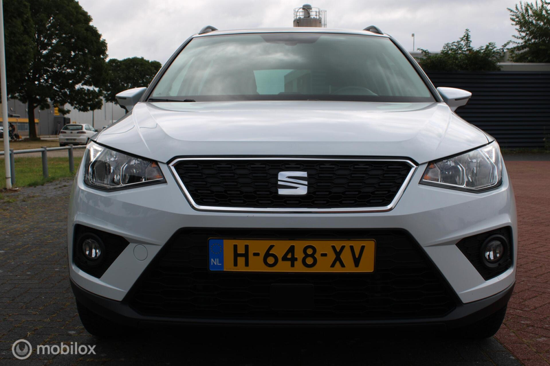 SEAT Arona 1.0 TSI Style Business Intense, Pdc + camera, Zwar — photo 13