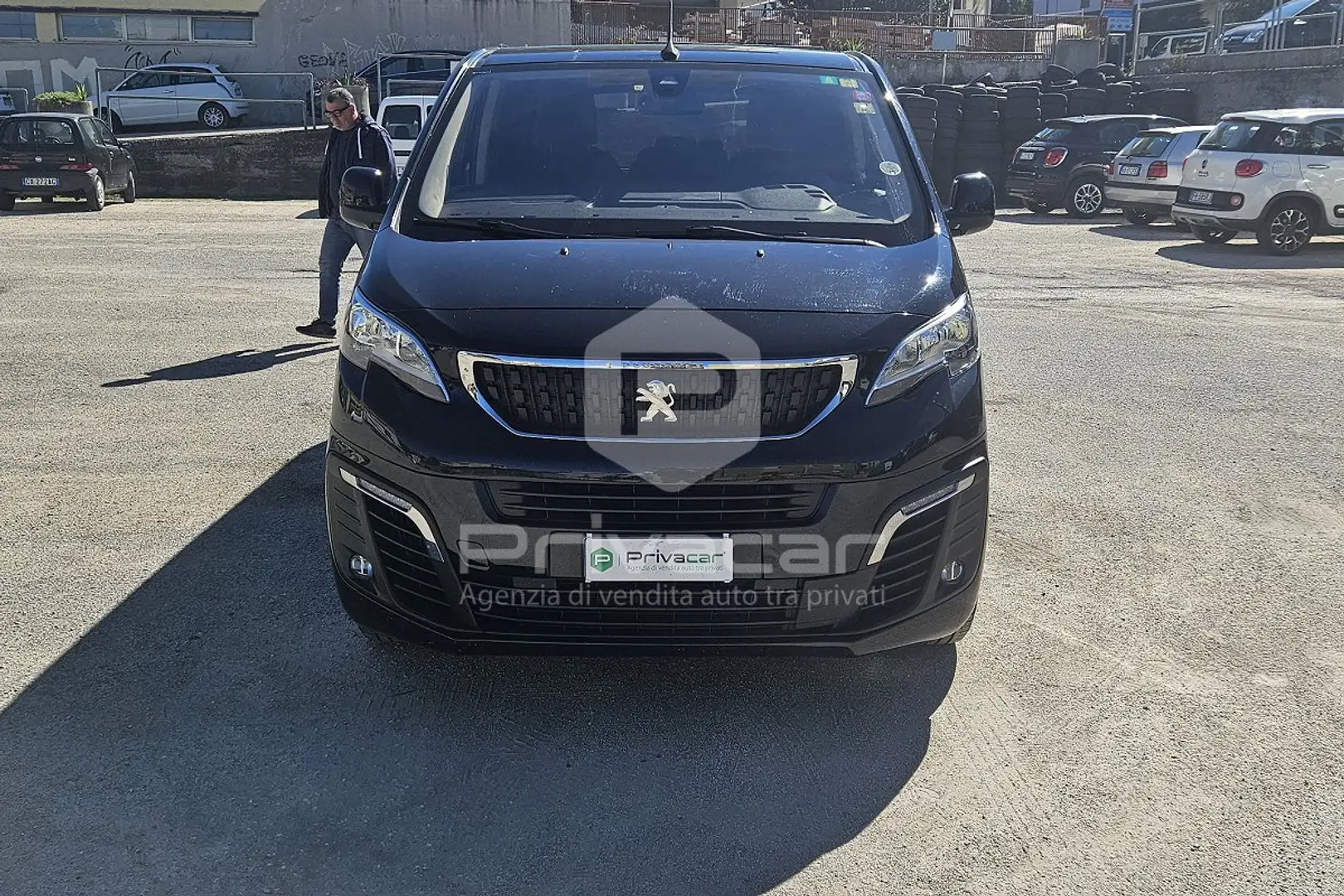 Peugeot Traveller Traveller BlueHDi 150 S&S Long Business Noir - 2