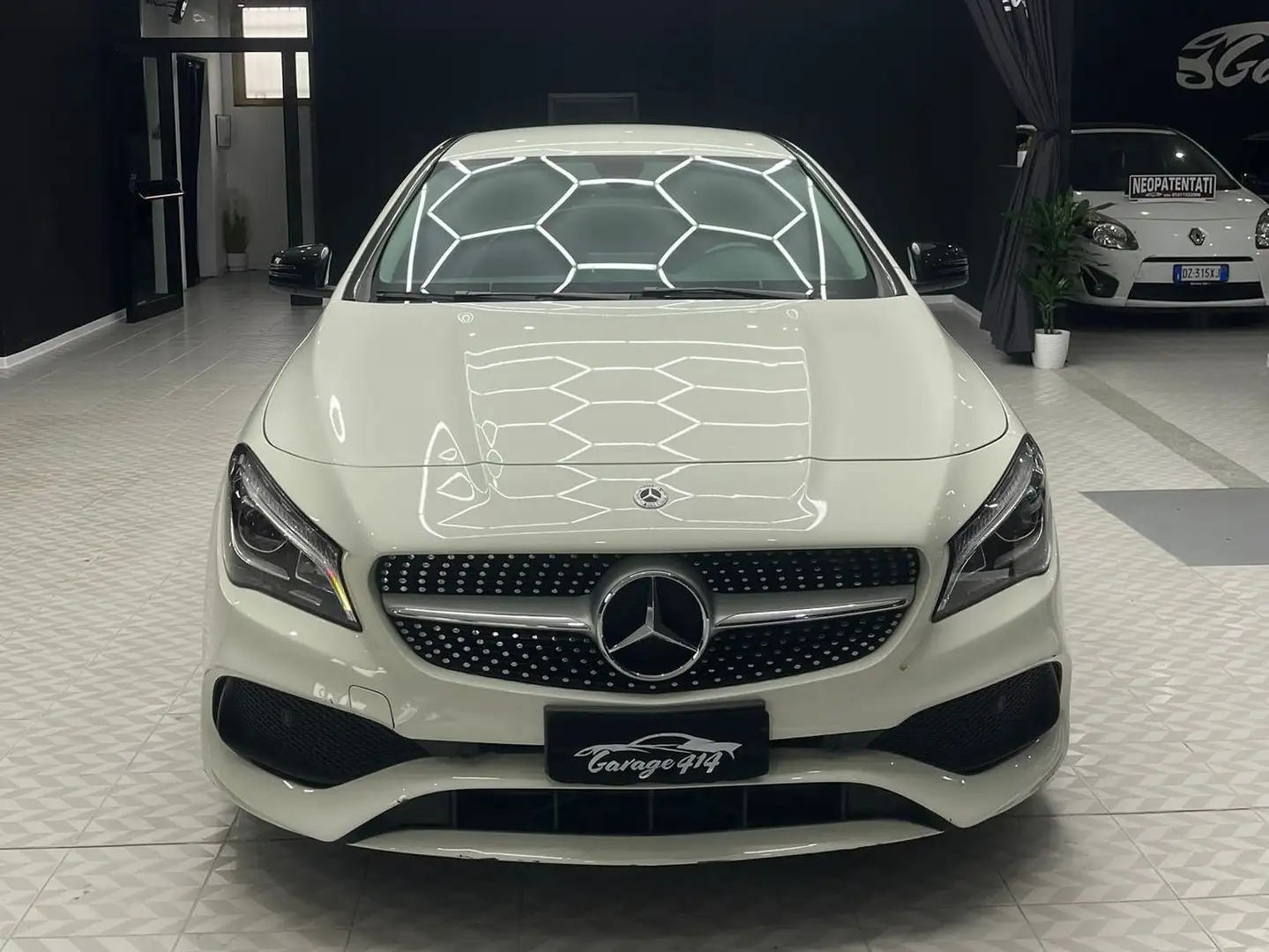 Mercedes-Benz CLA 220 CLA 220d Premium 4matic auto FL Blanc - 2