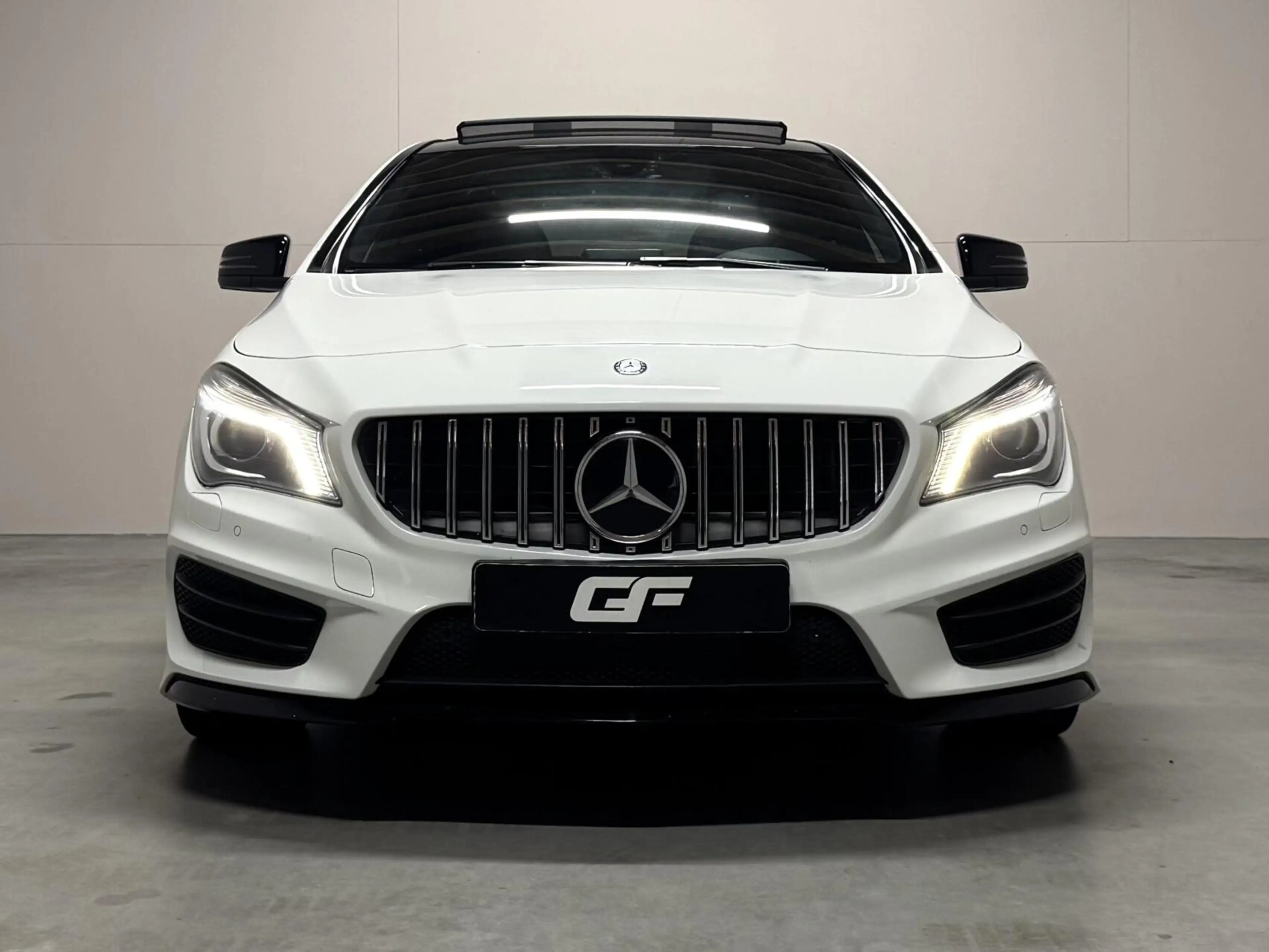 Mercedes-Benz CLA 200 AMG Pano Leer NAVI ACC Camera — photo 12