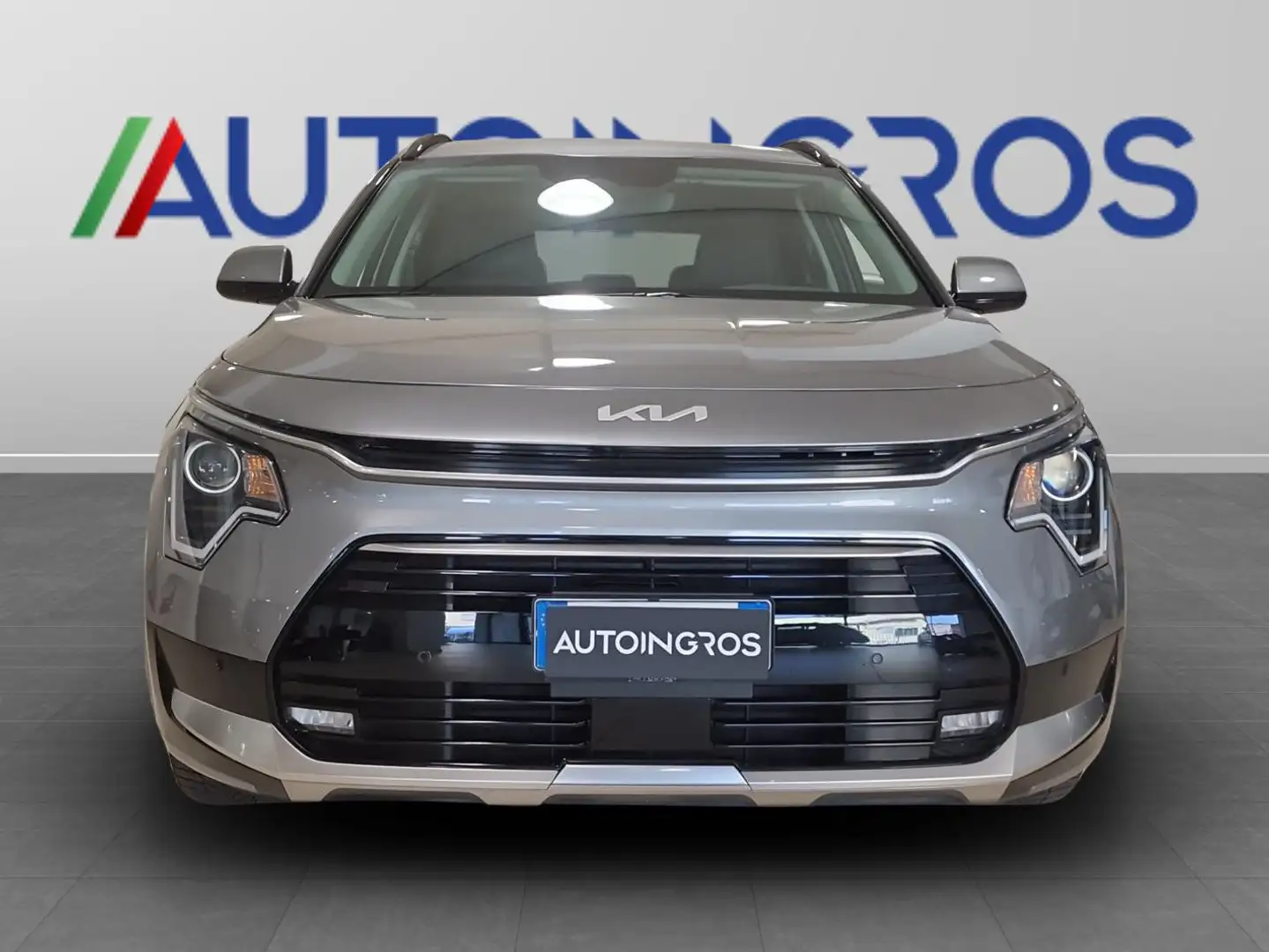 Kia Niro Niro II 2022 1.6 gdi phev Style dct6 Gris - 2
