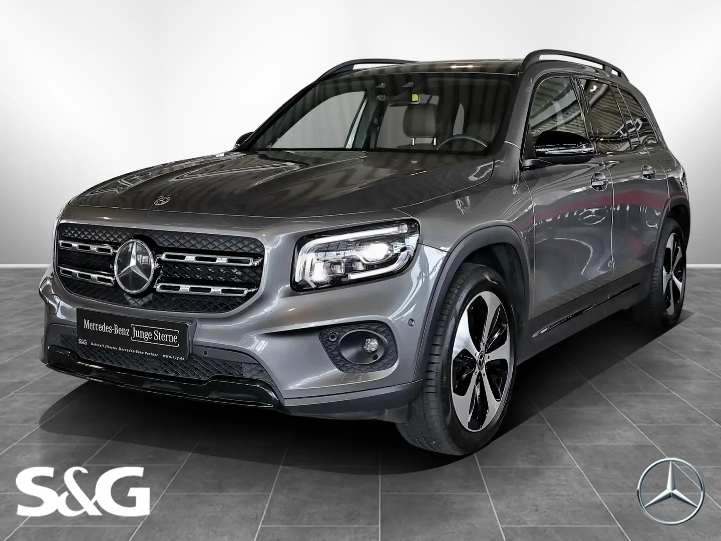 MERCEDES-BENZ Glb