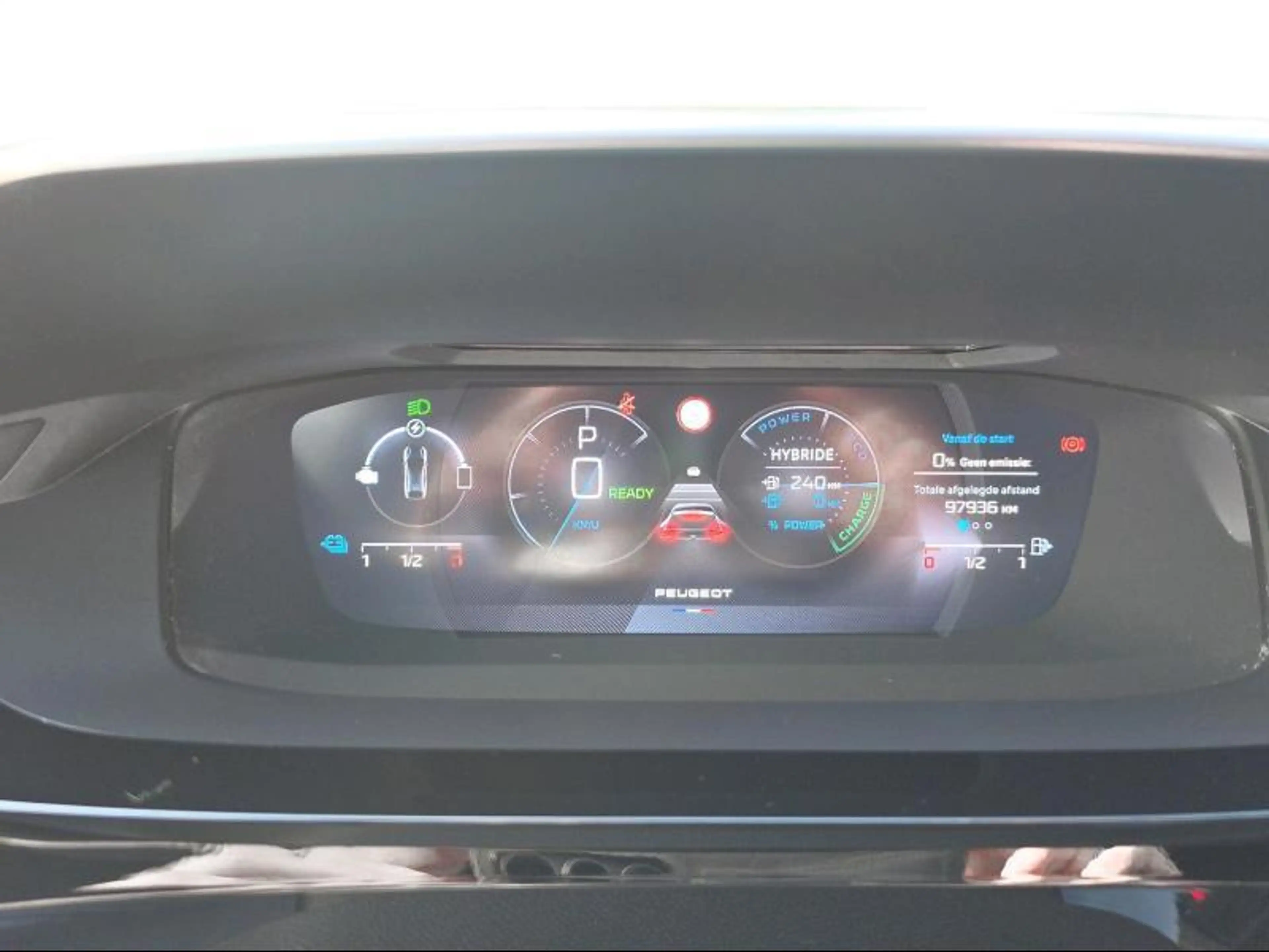 Peugeot 408 First Edition Plug-In Hybrid - Carplay - PDC 360 - — photo 11