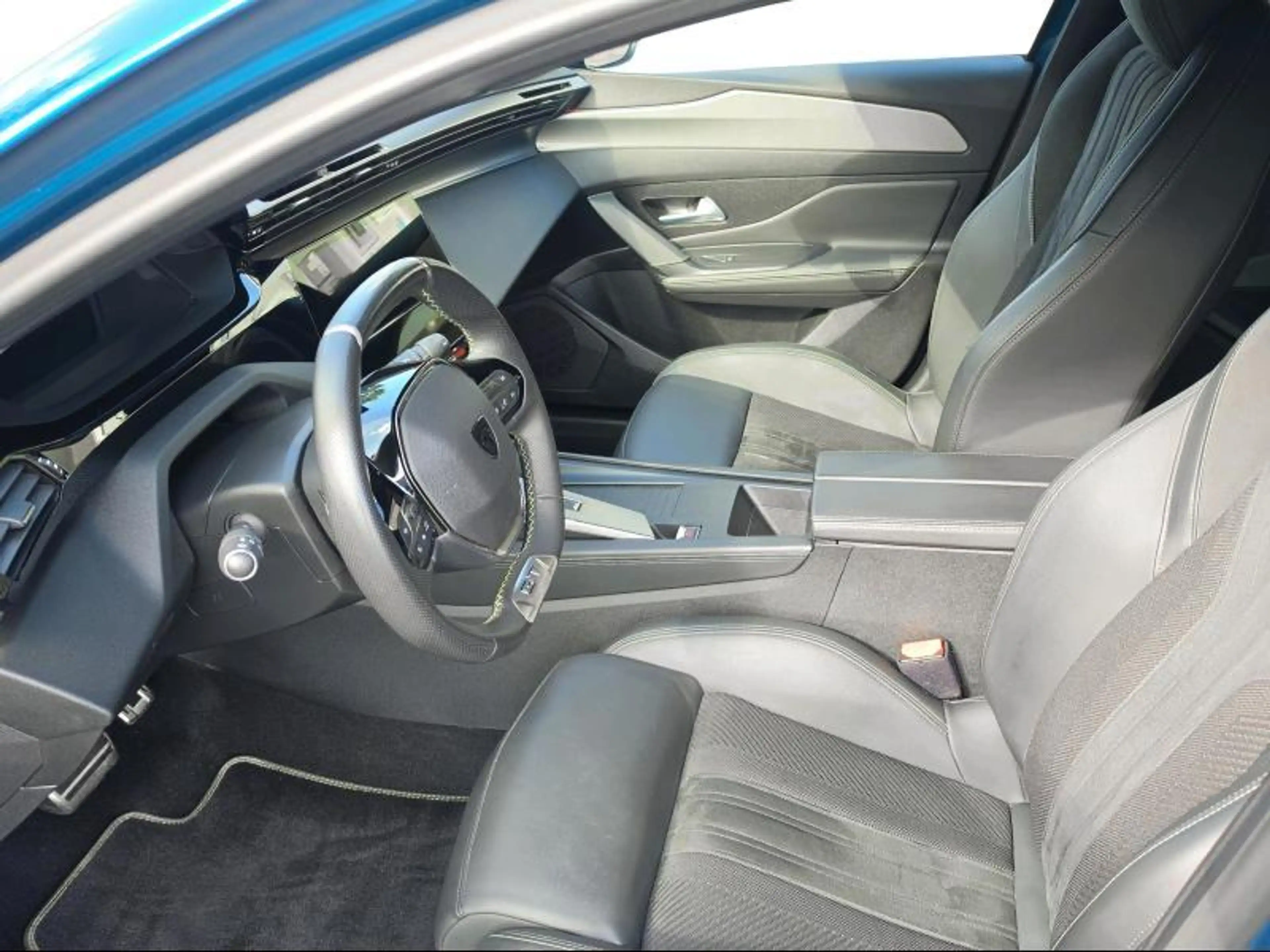 Peugeot 408 First Edition Plug-In Hybrid - Carplay - PDC 360 - — photo 2
