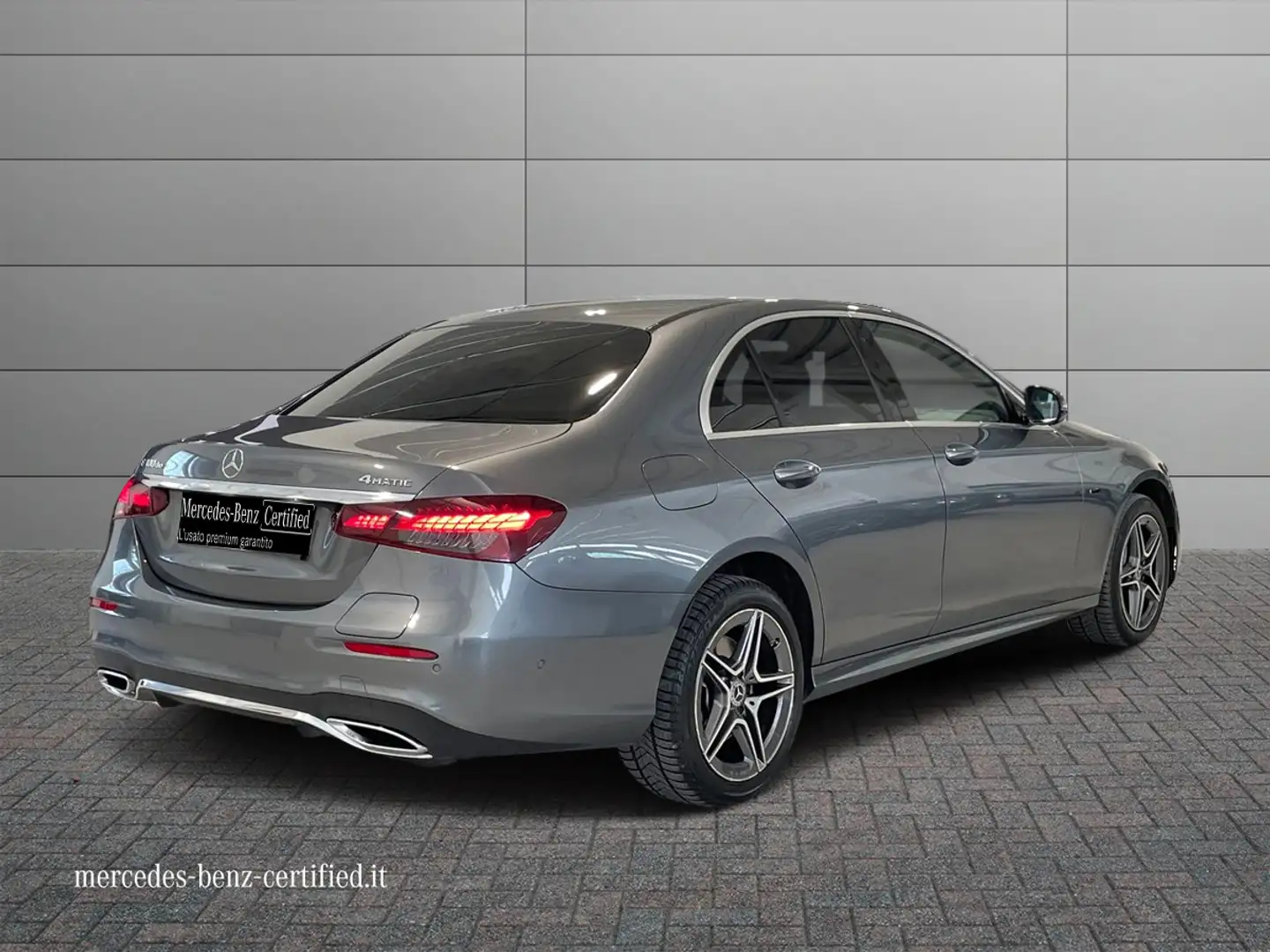 Mercedes-Benz E 300 de phev (eq-power) Premium 4matic auto my20 Grijs - 2
