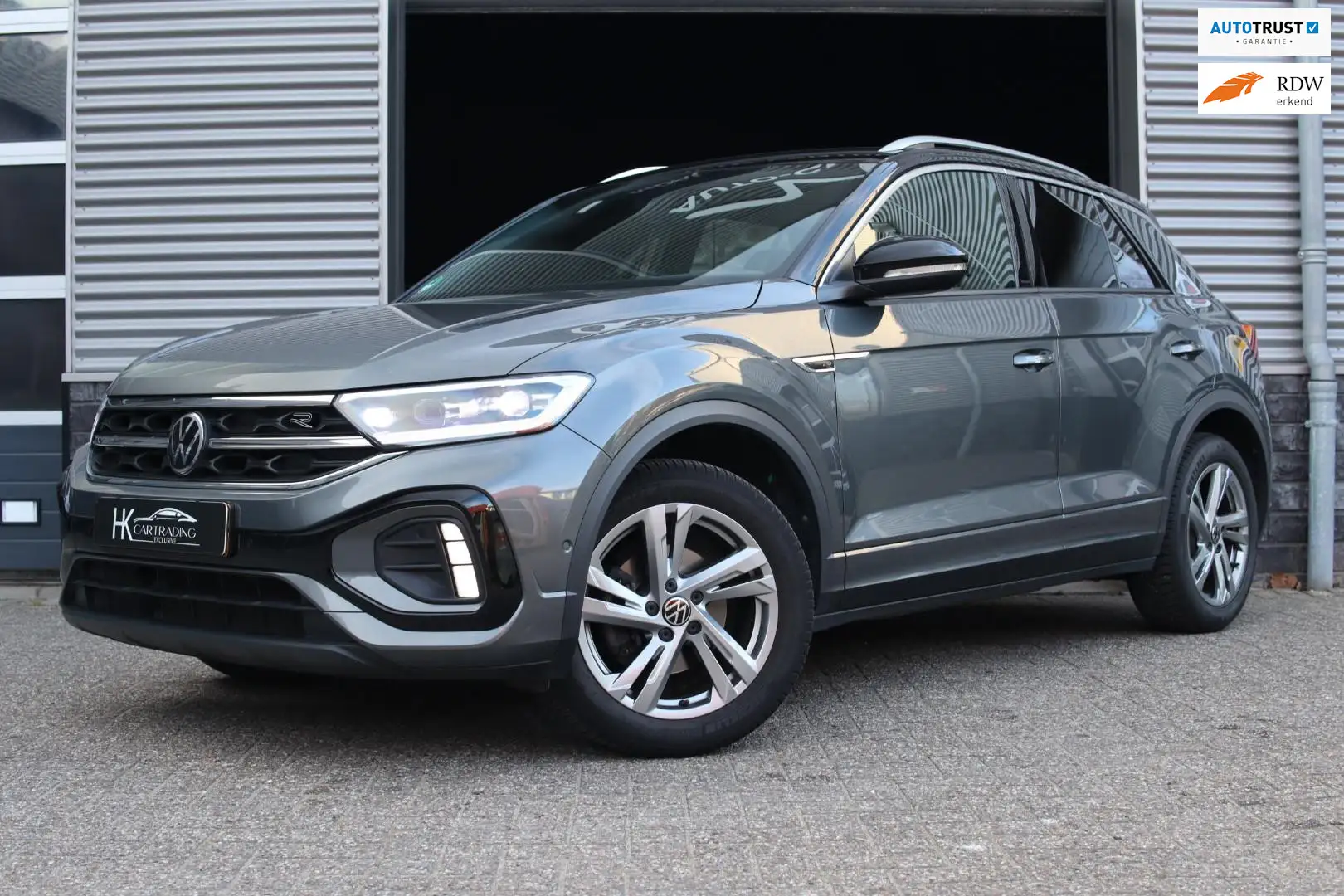 Volkswagen T-Roc 1.0 TSI R-Line|I.Q. Light|Camera|ACC Grijs - 1