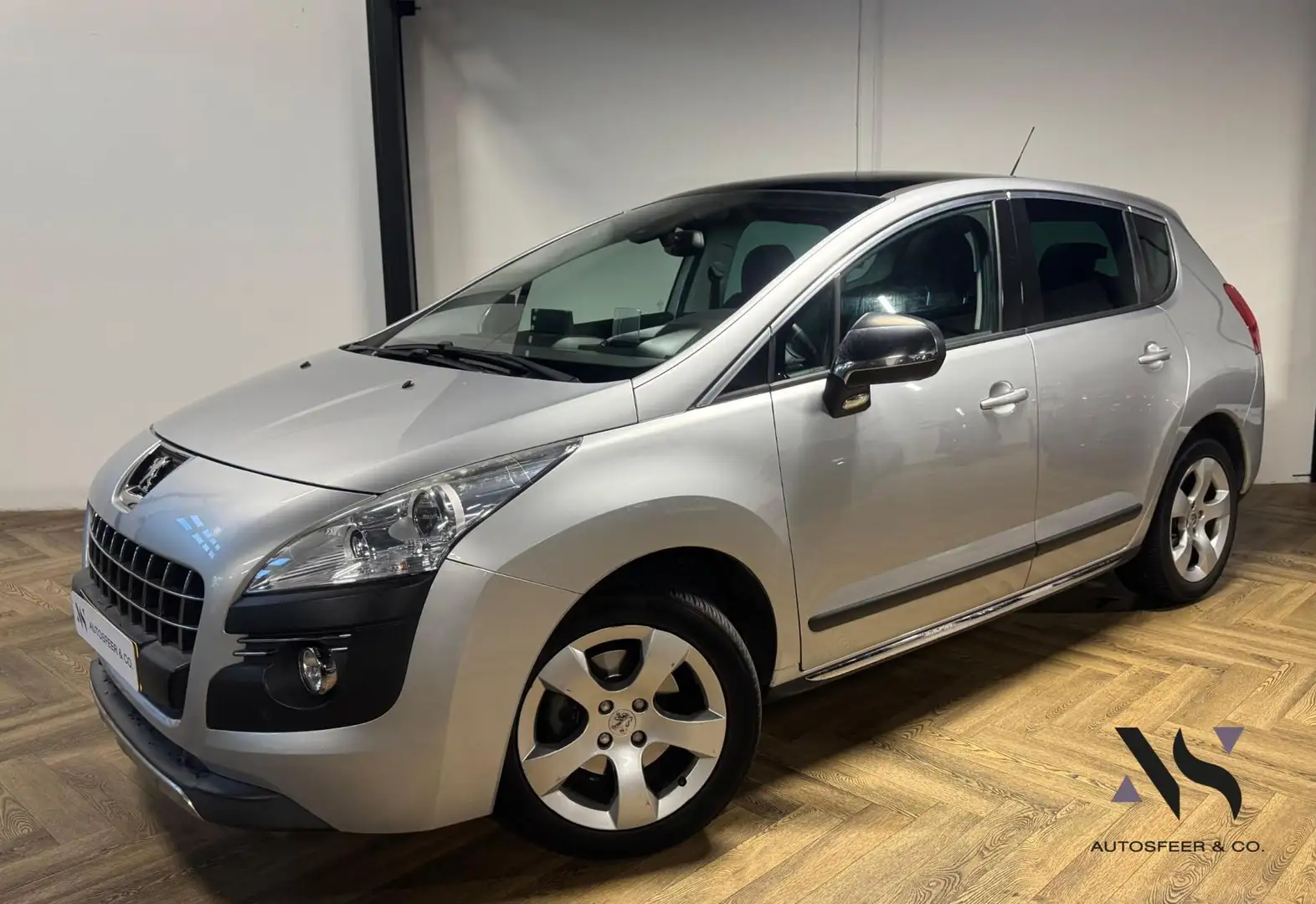 Peugeot 3008 1.6 THP Allure PANO PDC Silber - 1