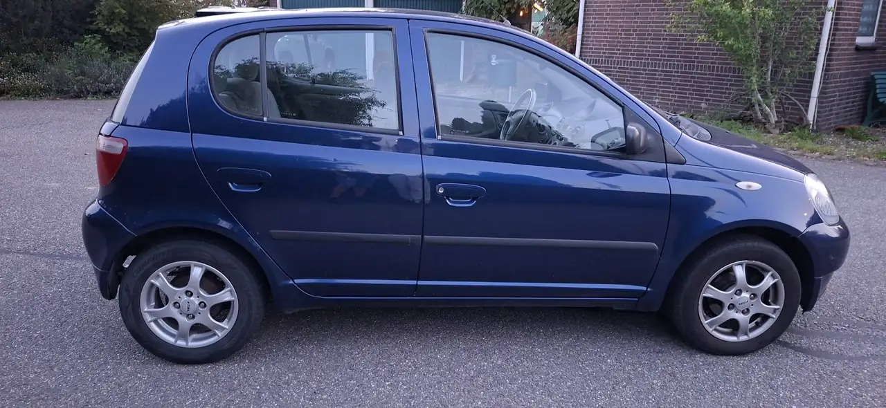 Toyota Yaris 1.3-16V VVT-i Sol, foto 5