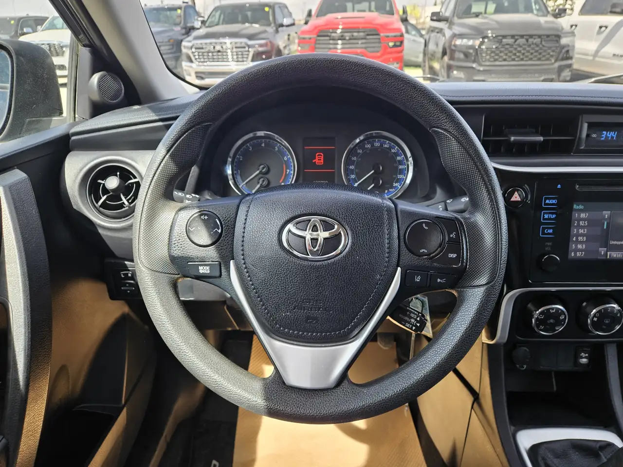 Toyota Corolla снимка Toyota Corolla