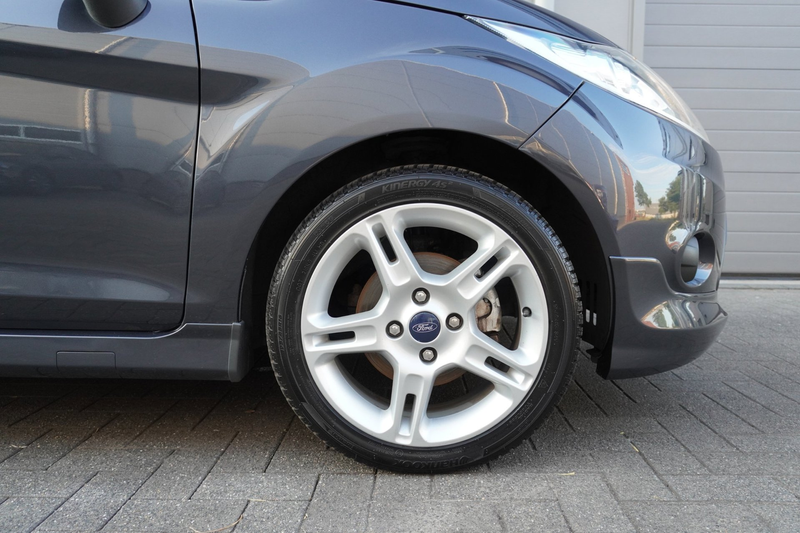Ford Fiesta 1.6 Sport — photo 9