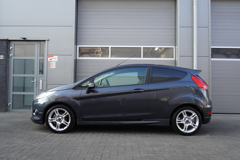 Ford Fiesta 1.6 Sport — photo 7