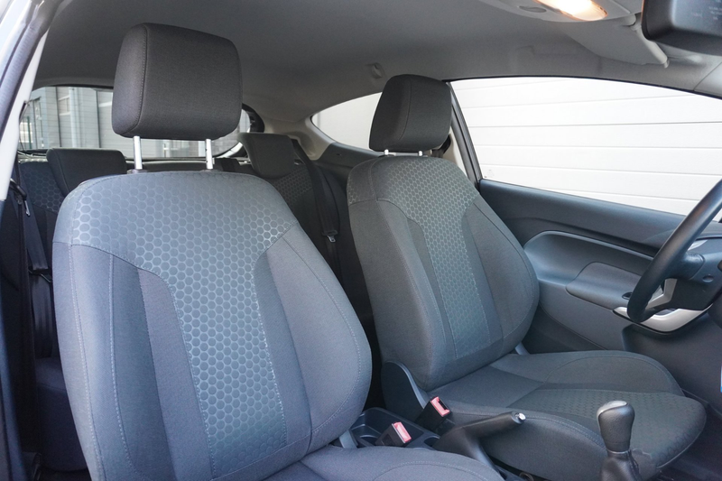 Ford Fiesta 1.6 Sport — photo 6