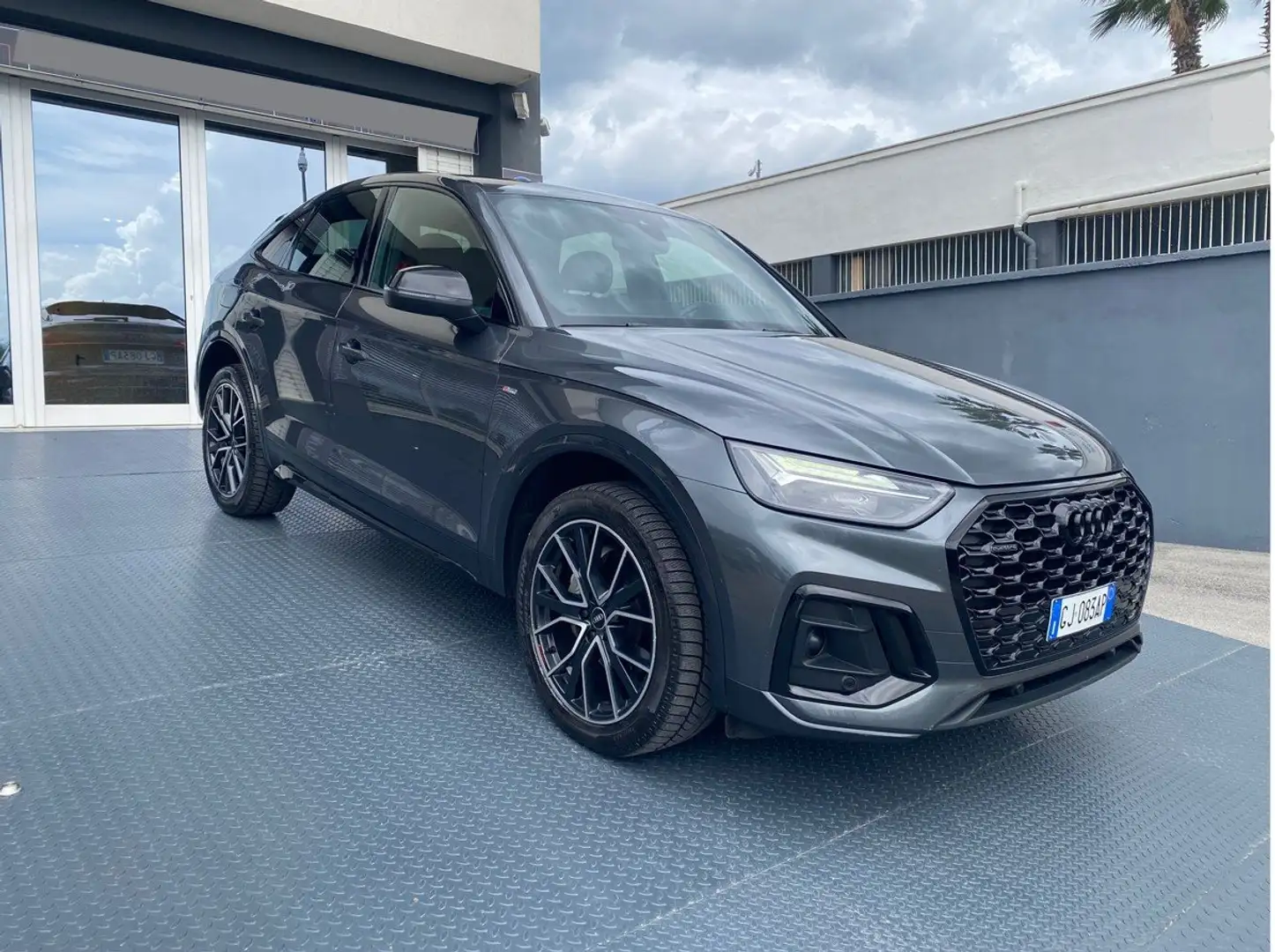 Audi Q5 Sportback 40 2.0 tdi mhev 12V S line Plus quattro Grau - 2