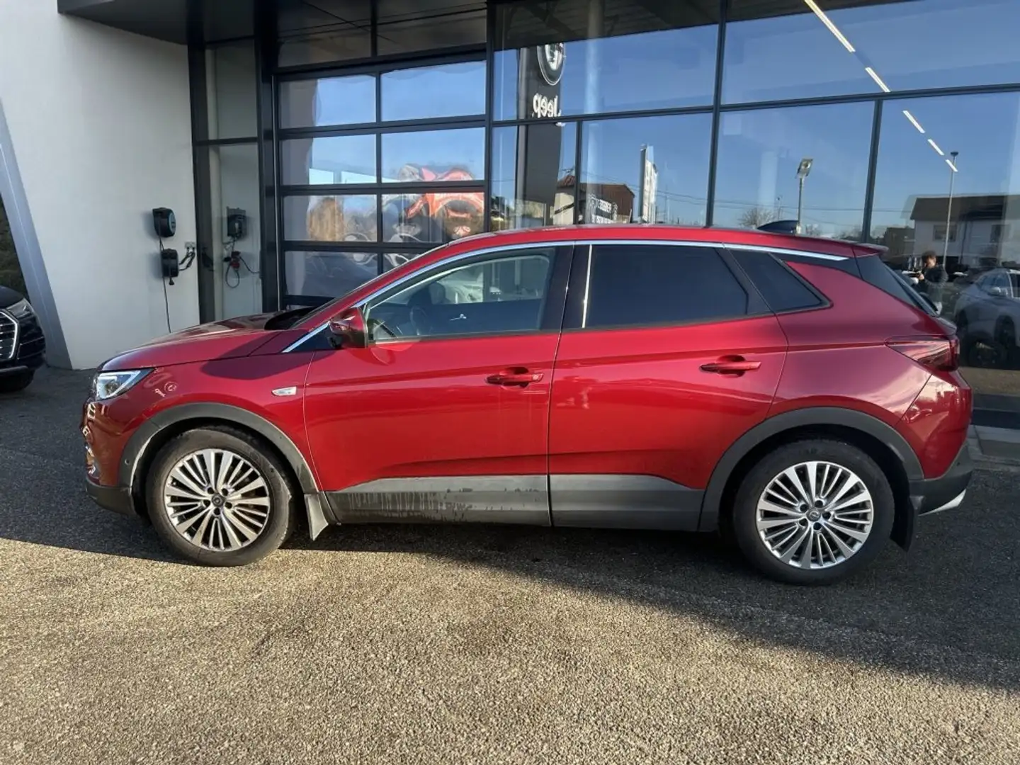 Opel Grandland X 1,2 Innovation Rot - 2