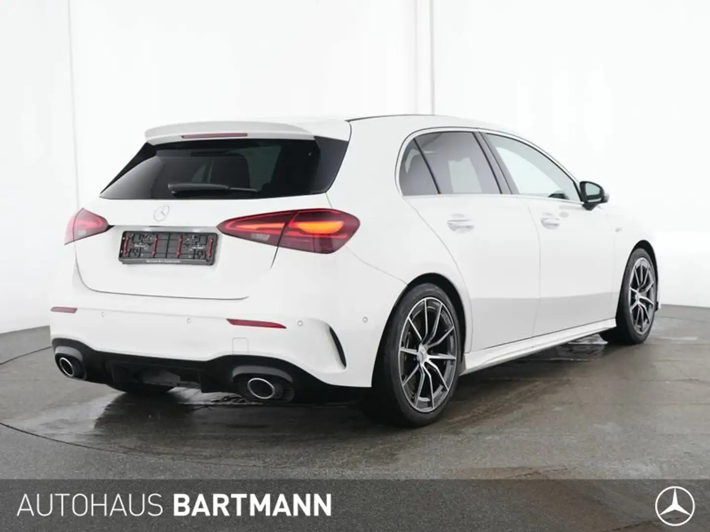 Mercedes-Benz A 35 AMG A 35 AMG 4M PANO+STANDHEIZUNG MULTIBEAM+TOTWIN.+ Weiß - 2