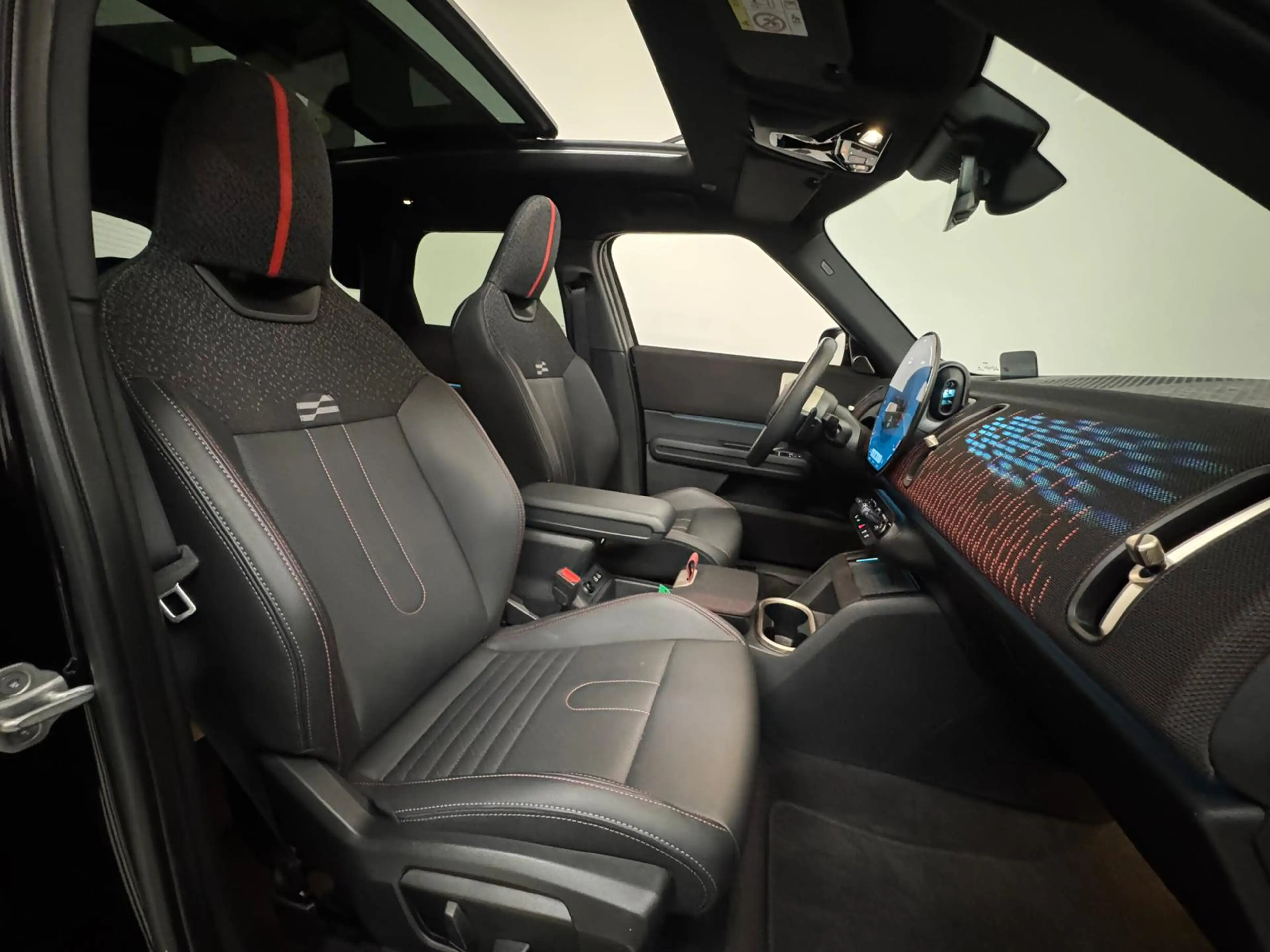 MINI Countryman C 1.5A JCW Pack XL *PANO*KEYLESS*MEMORY*HUD* — photo 15