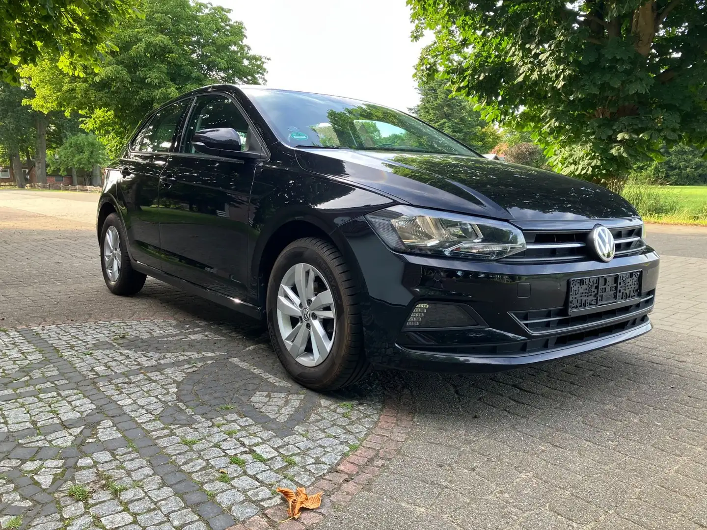 Volkswagen Polo 1.0 TSI 70kW Comfortline TÜV Neu Schwarz - 1