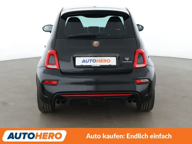 Abarth 595 view 5