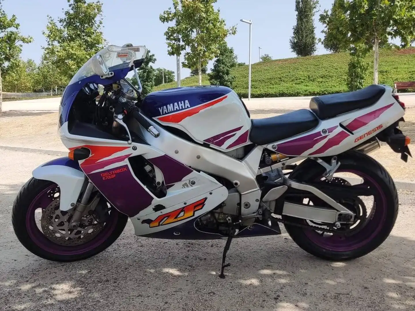 Yamaha YZF 750 Yamaha YZF 750R 1994  Supersport  original Burdeos - 1