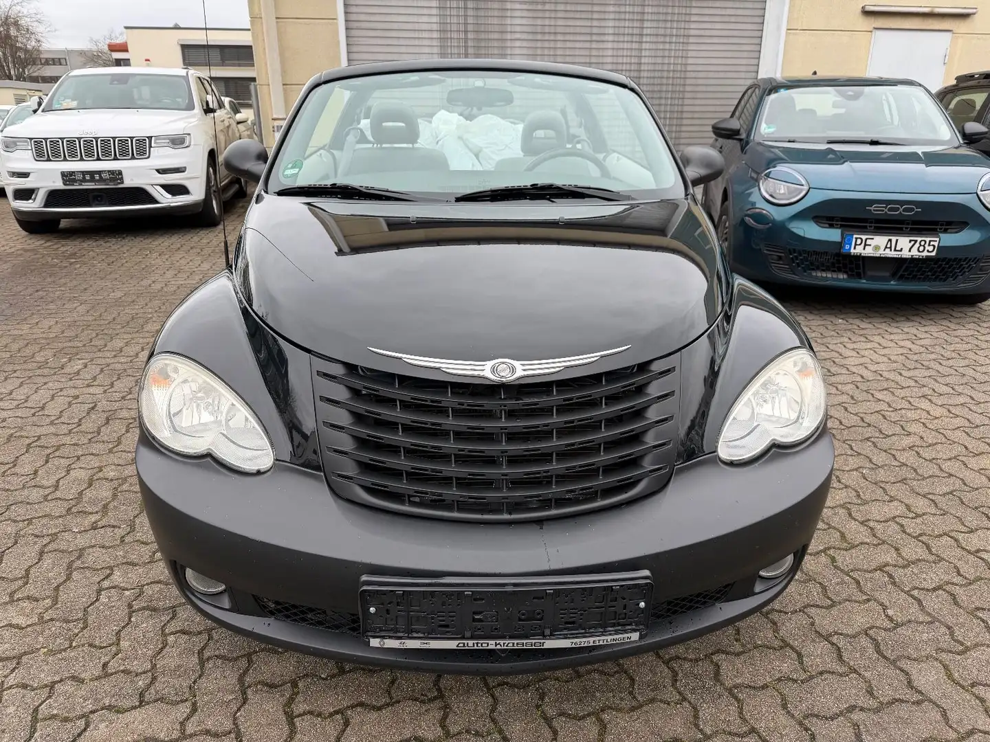 Chrysler PT Cruiser Cabrio 2.4 Touring Schwarz - 1