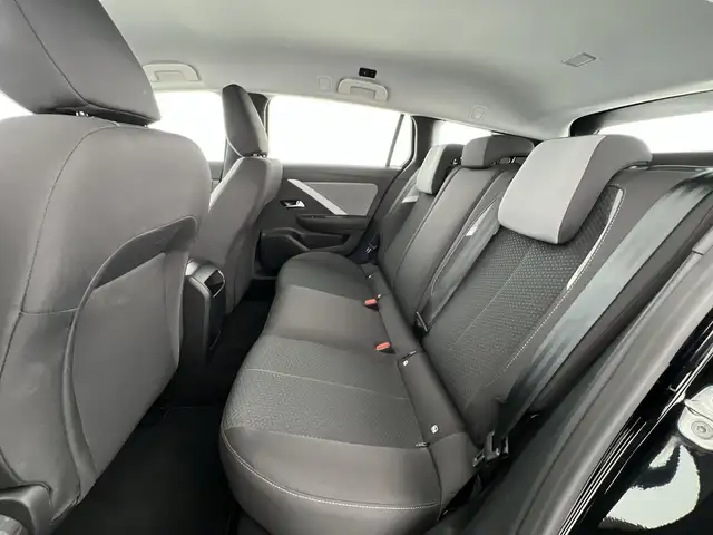 Opel Astra view 9