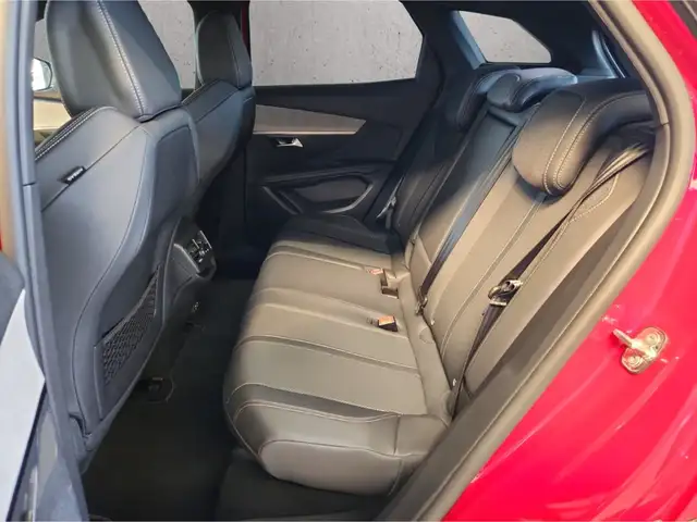 Peugeot 3008 view 8