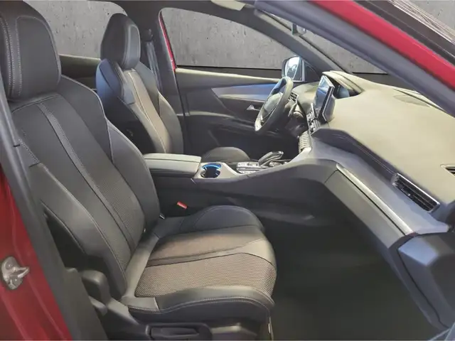Peugeot 3008 view 13