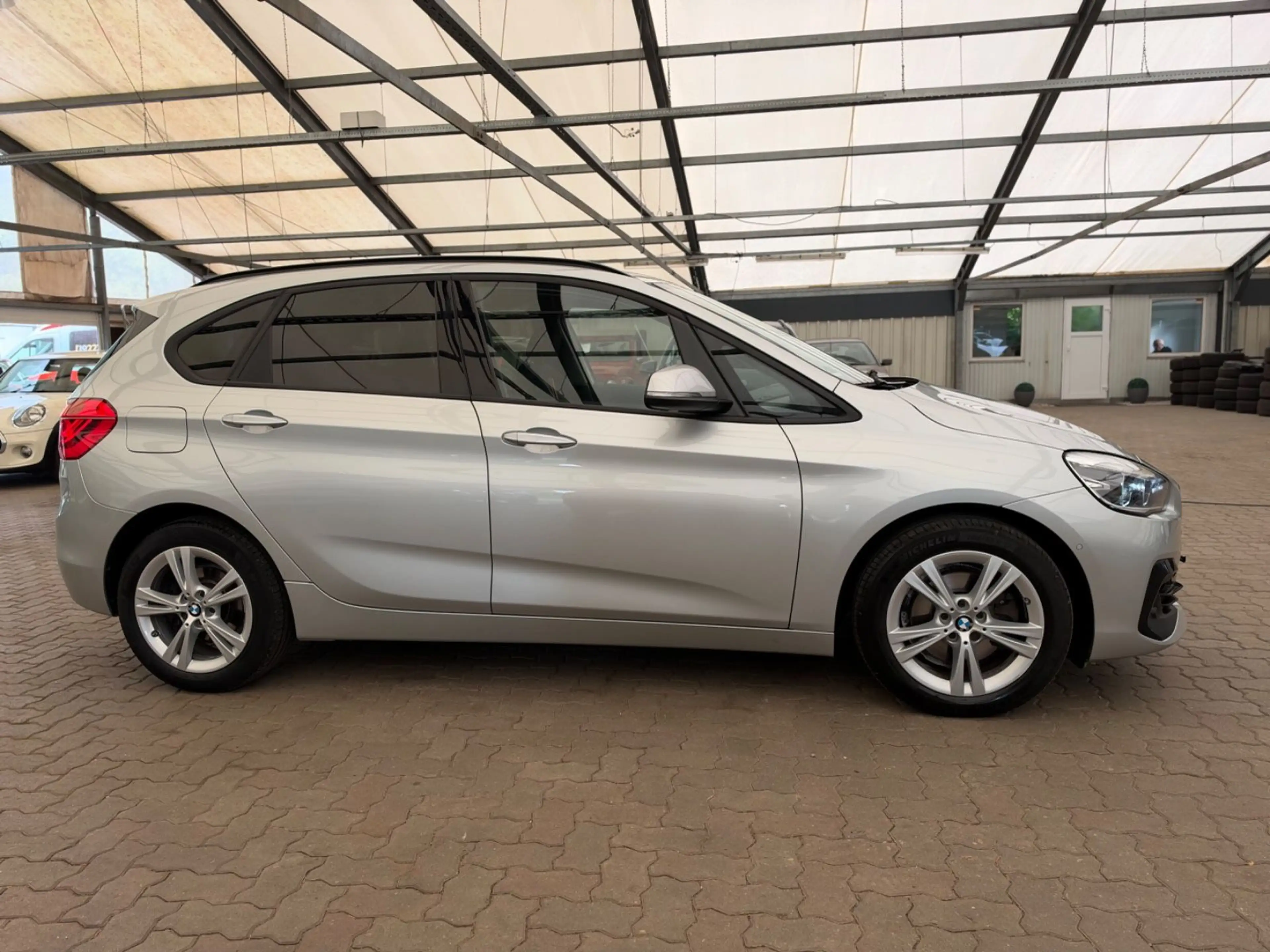 BMW 220 /Sport Line/Aut/LED/Kamera/PDC — photo 9