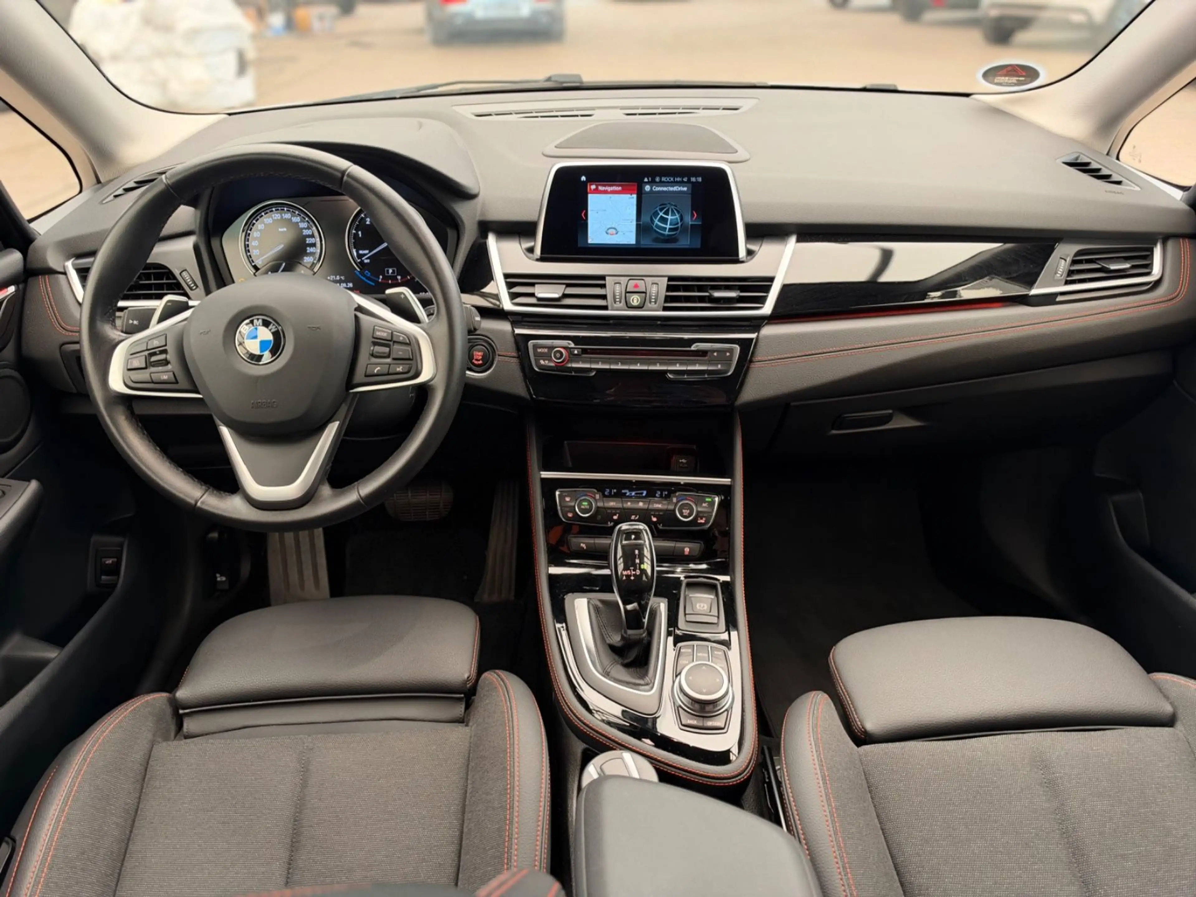 BMW 220 /Sport Line/Aut/LED/Kamera/PDC — photo 12