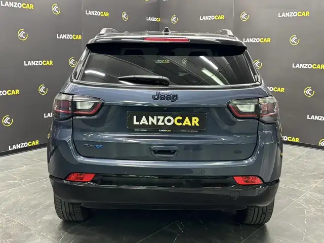 Jeep Compass view 5