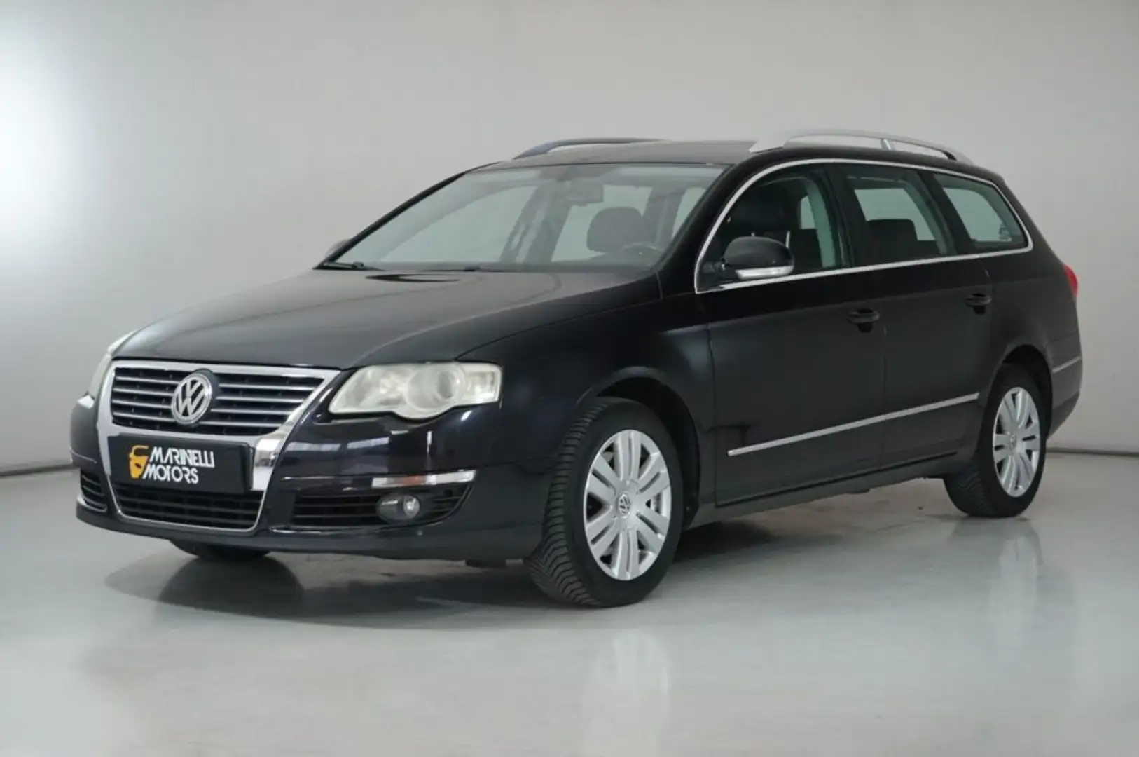 Volkswagen Passat SW 2.0 TDI 140CV HIGHLINE Negro - 1