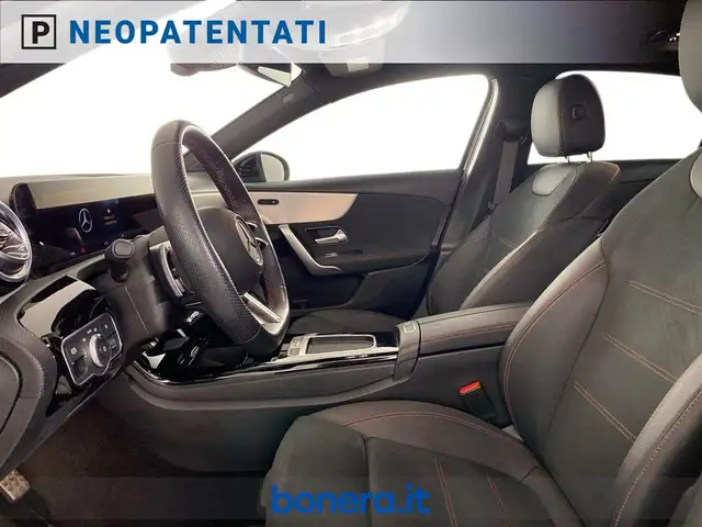 Mercedes-Benz A Class view 11