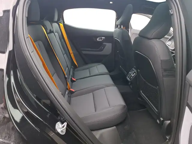 Polestar 2 Polestar 2 Long Range Dual Motor mit Performance P Ansicht 17