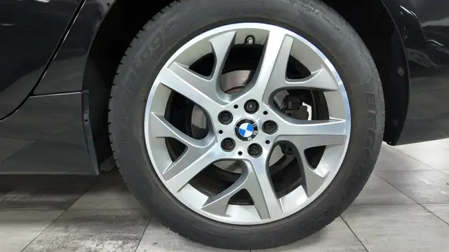 BMW 2 Series view 12