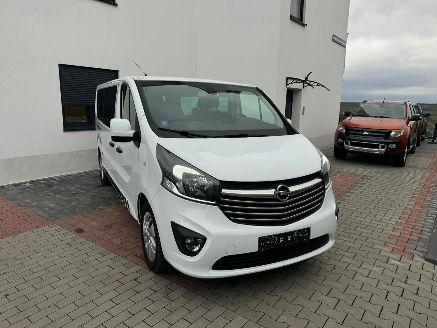 Opel Vivaro Westfalia*BETT*TISCH*115TKM*EINMALIG Blanc - 2