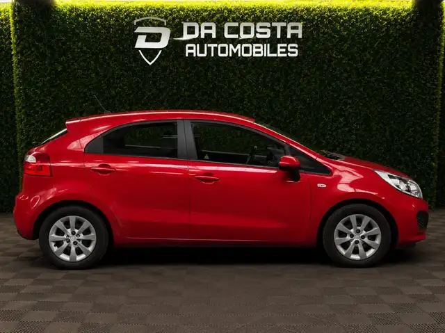 Kia Rio view 3