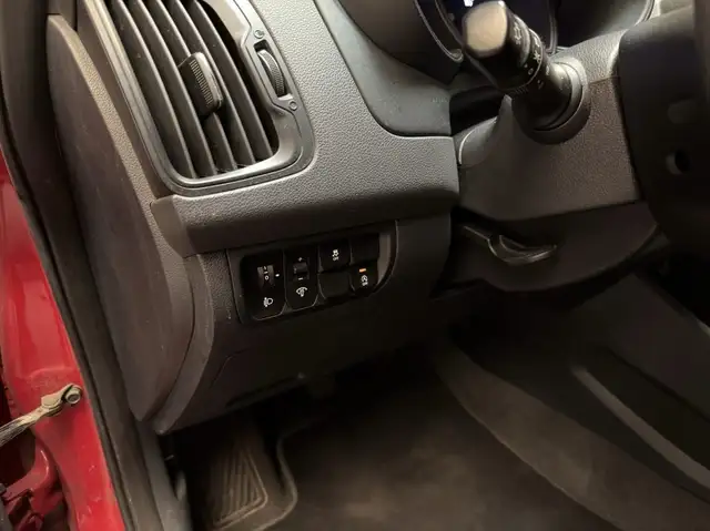 Kia Rio view 7