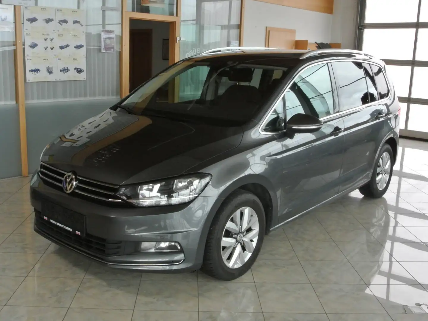 Volkswagen Touran Touran Highline 1,6 SCR TDI *ACC/NAVI/PDC/ALCANTARA/KLIMATRONIC* Grau - 1