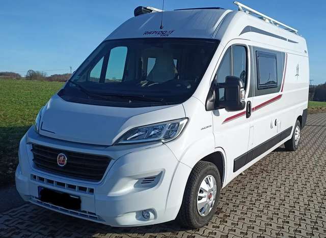 Imagine Caravans-Wohnm Rapido V55